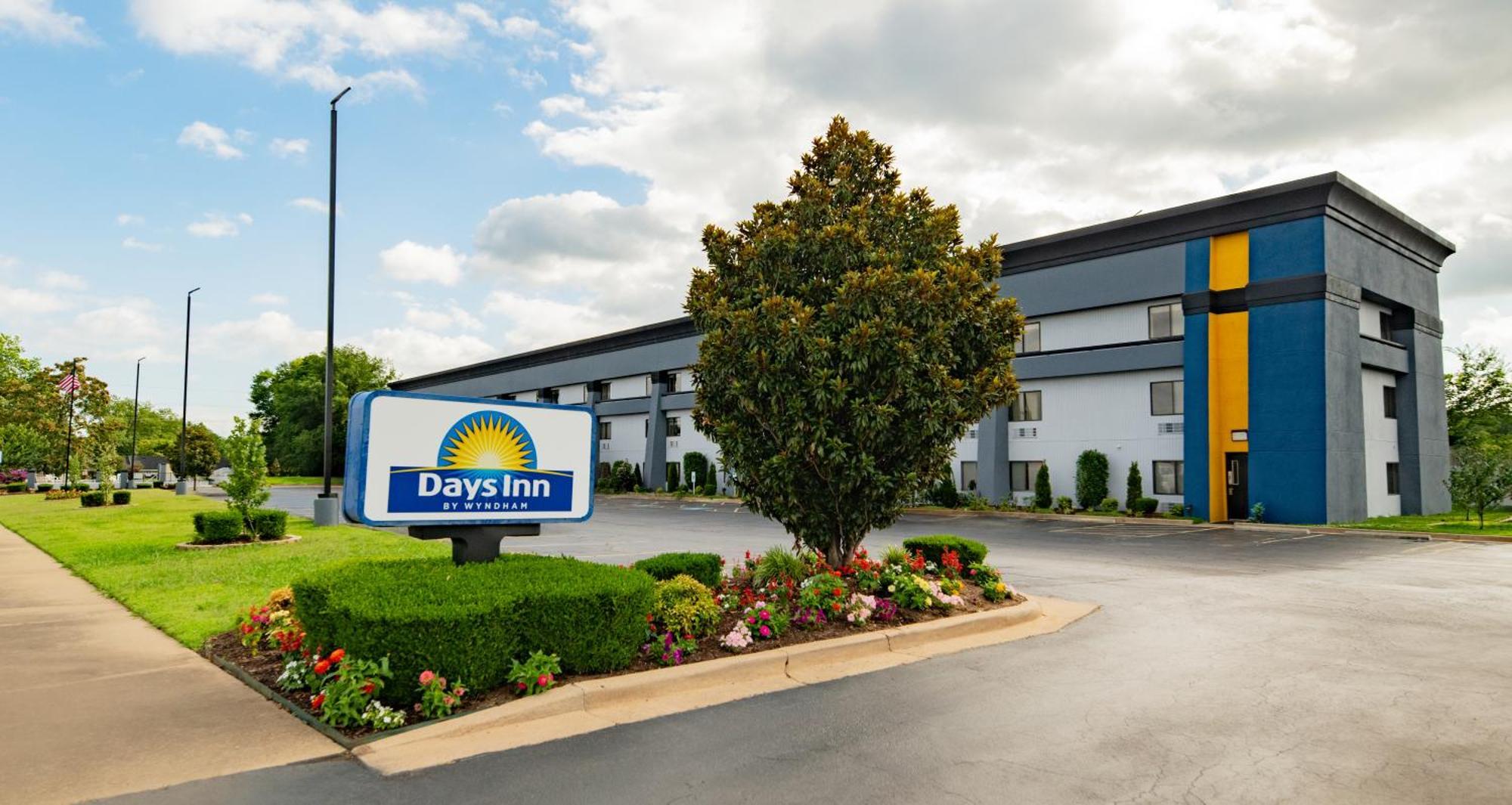Days Inn By Wyndham Fort Smith Exterior foto